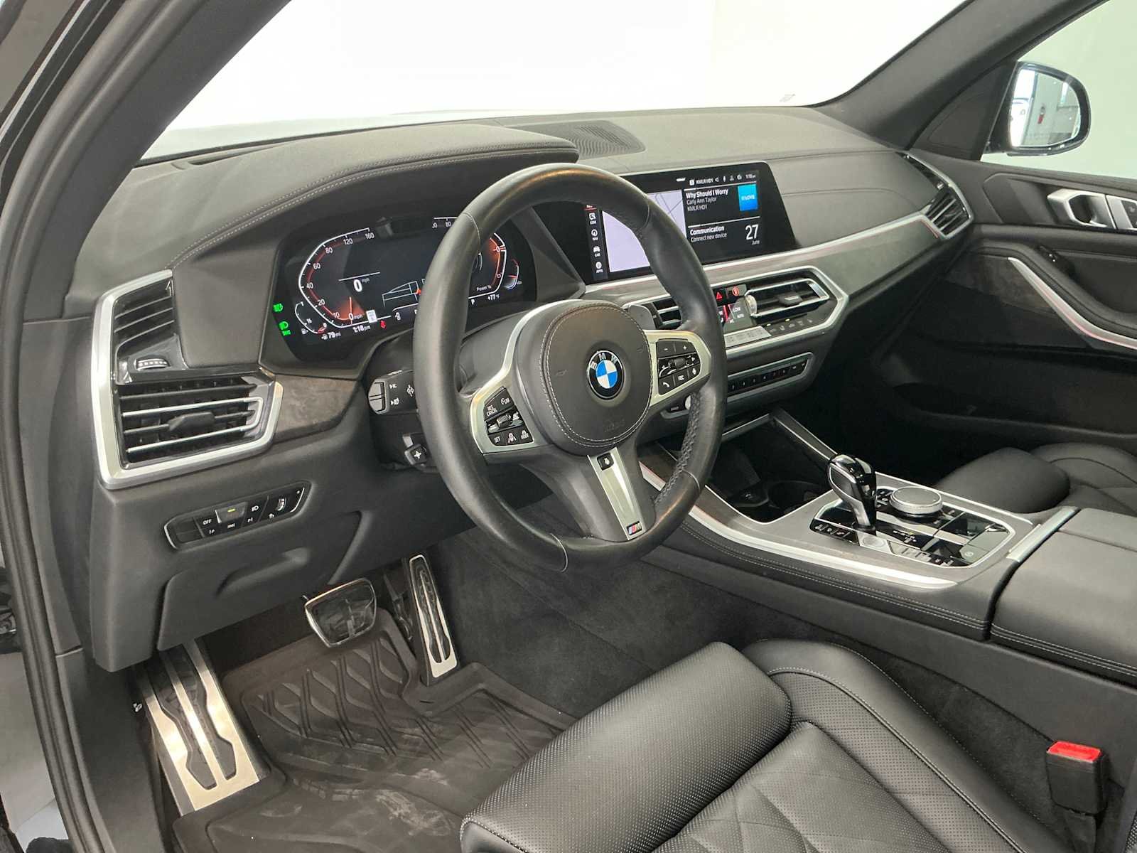 Used 2023 Black Sapphire Metallic BMW xDrive40i image 14