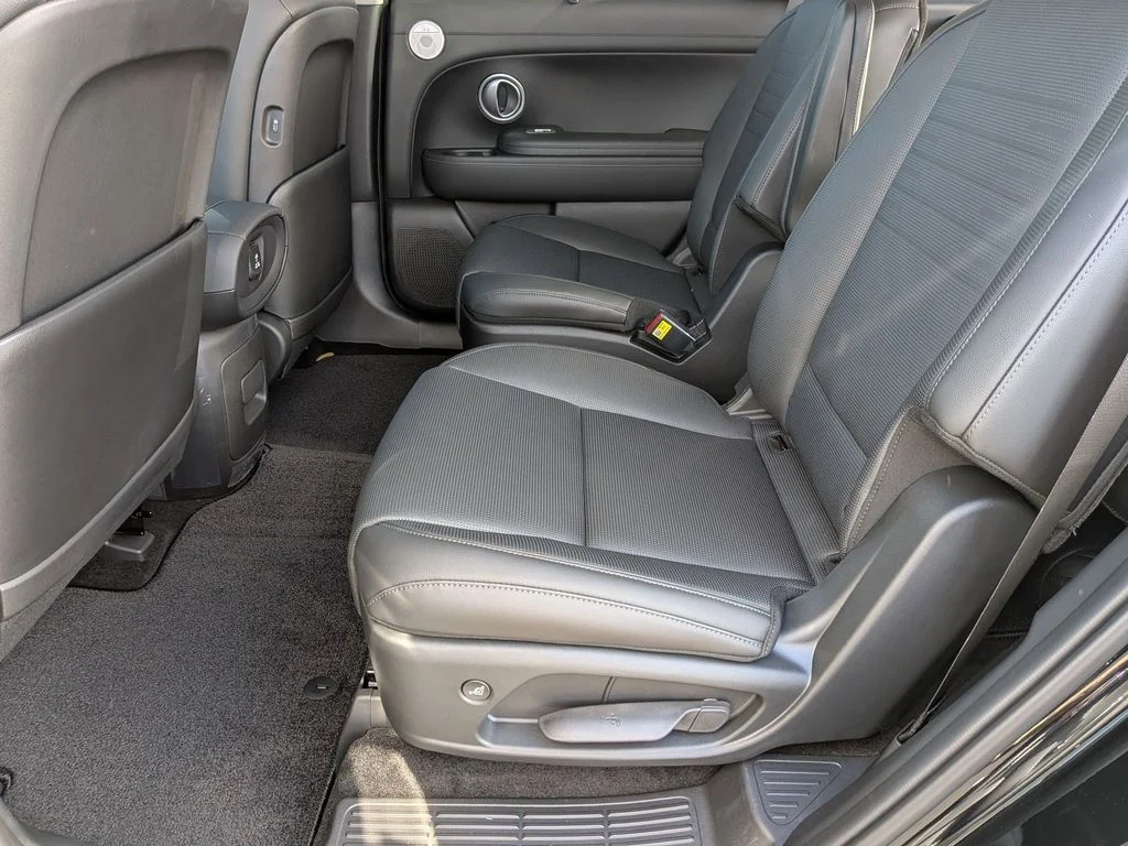 New 2026 Black Hyundai Limited image 25