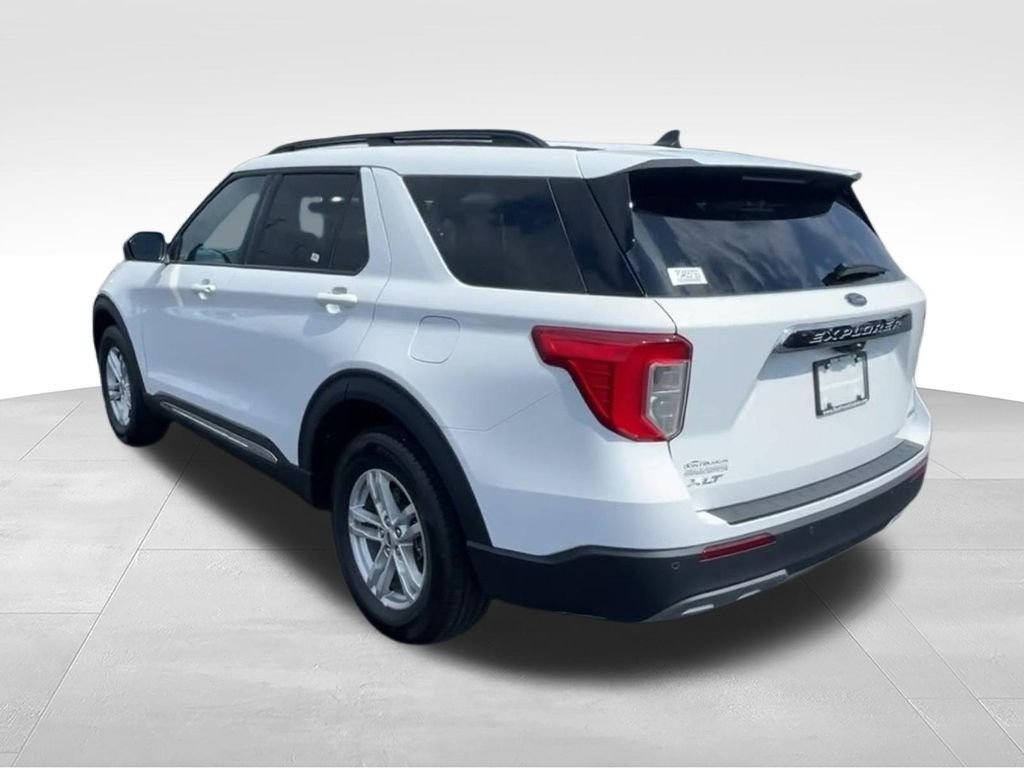 Used 2023 White Ford XLT image 6