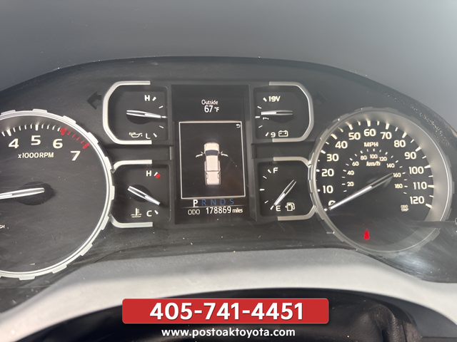 Used 2020 White Toyota SR5 image 24