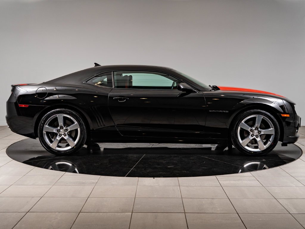 Used 2011 Black Chevrolet SS image 11