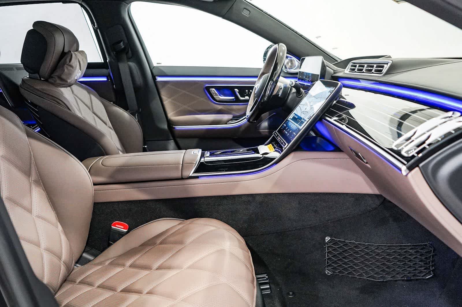 New 2026 Obsidian Black Metallic Mercedes-Benz Maybach S 580 image 18