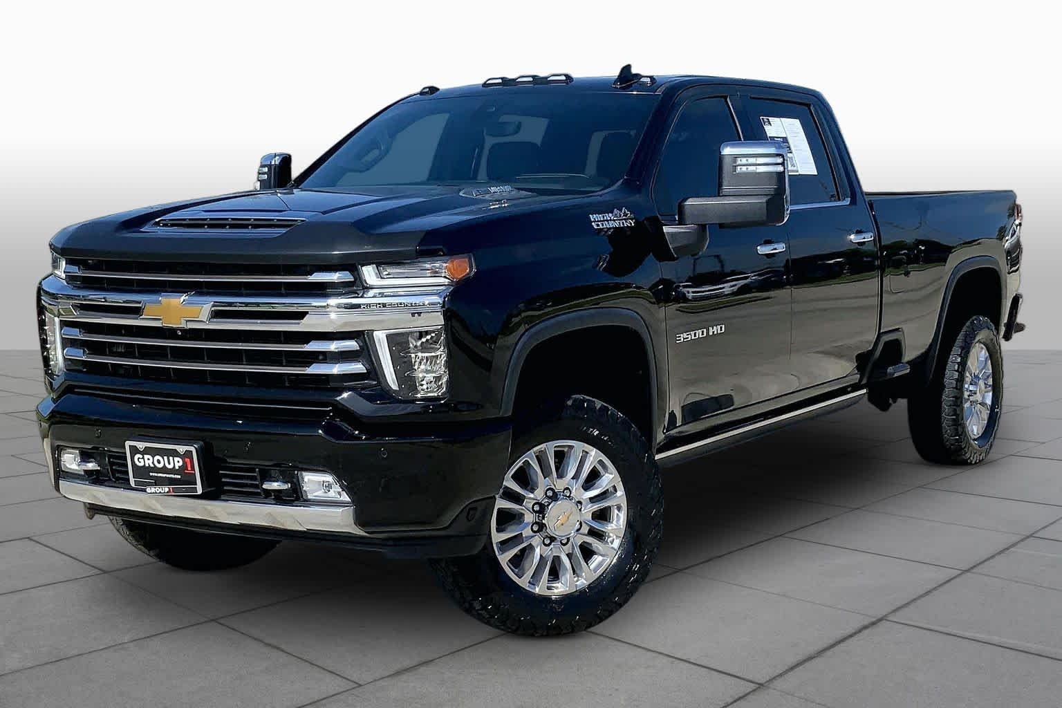 Used 2022 Black Chevrolet High Country image 2
