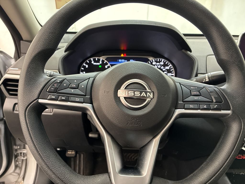 Used 2024 Silver Nissan 2.5 SV image 14
