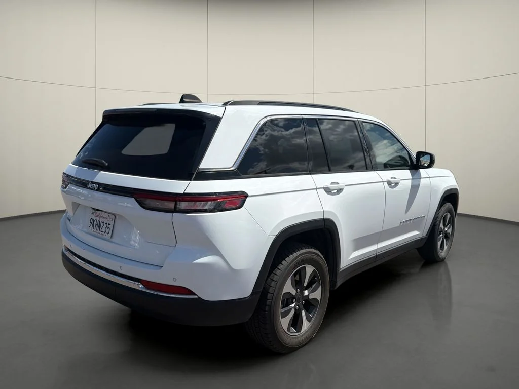 Used 2024 Bright White Clearcoat Jeep 4xe image 7