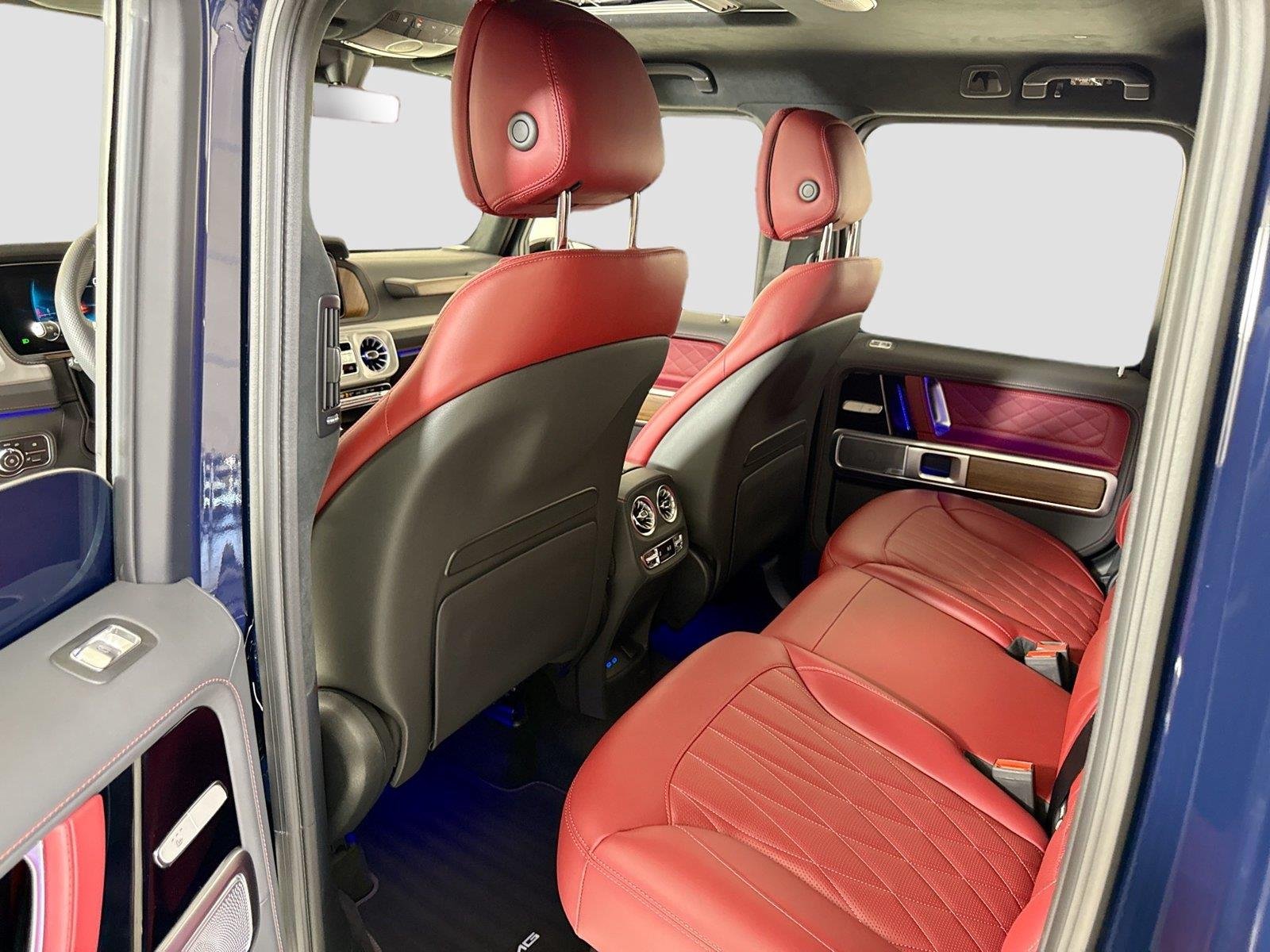 Used 2026 Brilliant Blue Metallic Mercedes-Benz AMG® G 63 | Manufaktur Interior Pkg + | Night Pkg Plus image 24