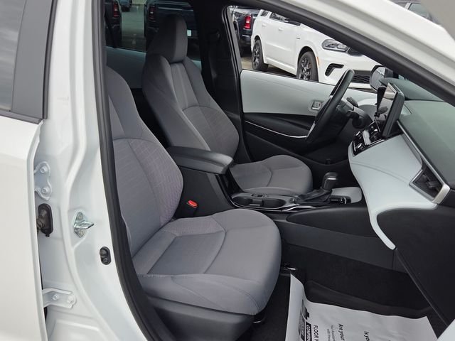 Used 2024 White Toyota SE image 15