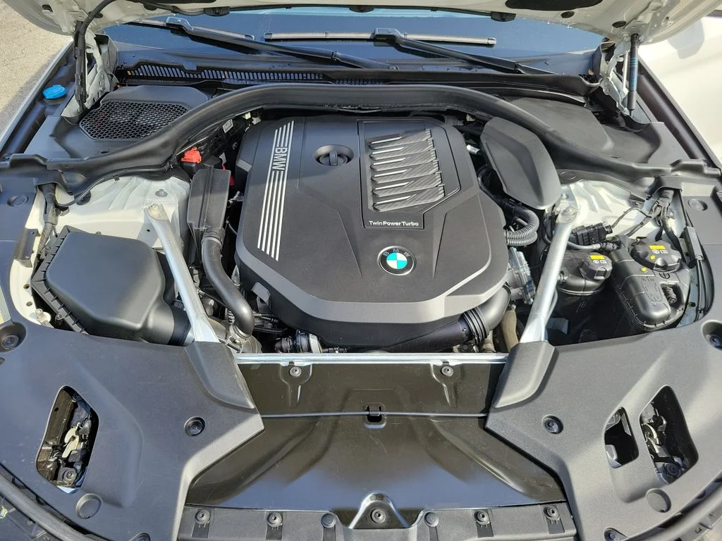 Used 2020 White BMW 540i xDrive image 41