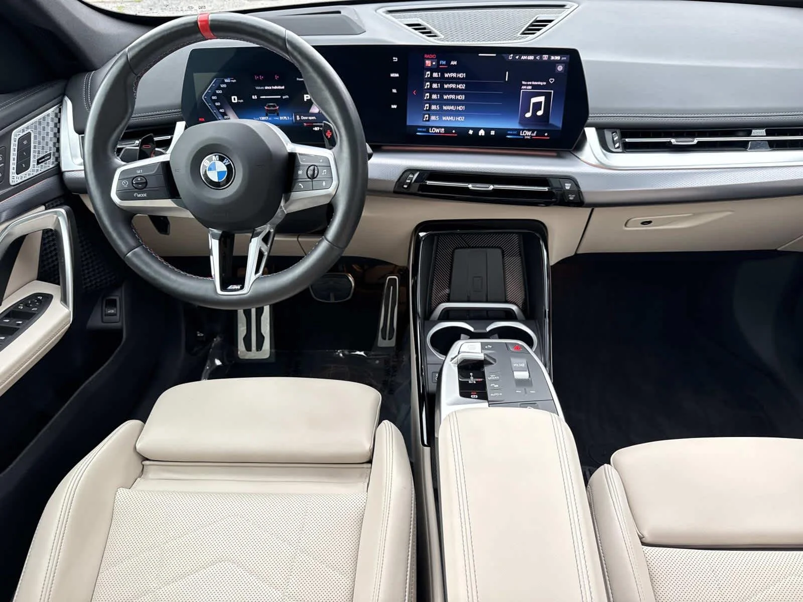 Used 2025 Black Sapphire Metallic BMW M35i image 17