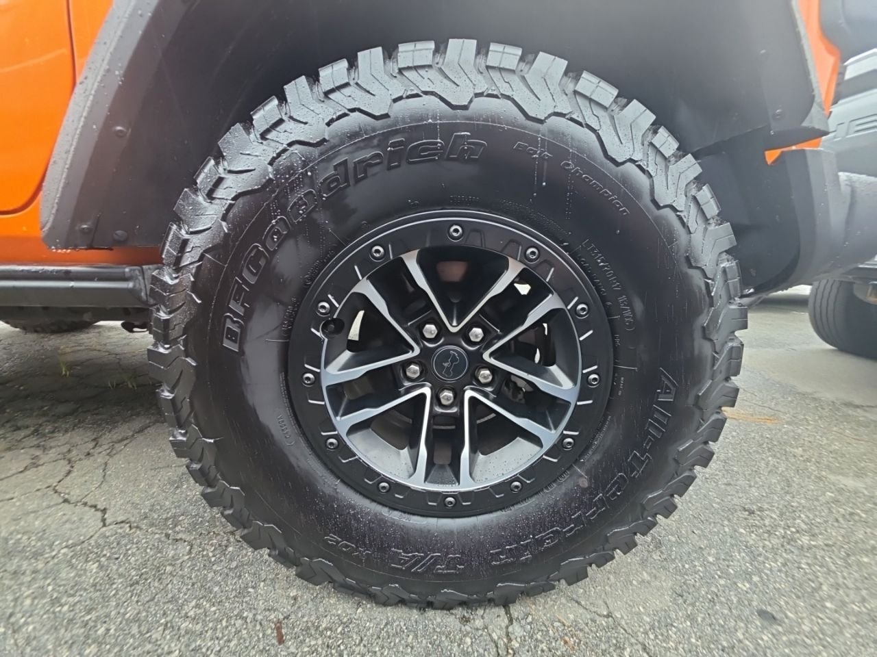 Used 2025 Orange Jeep Willys image 30