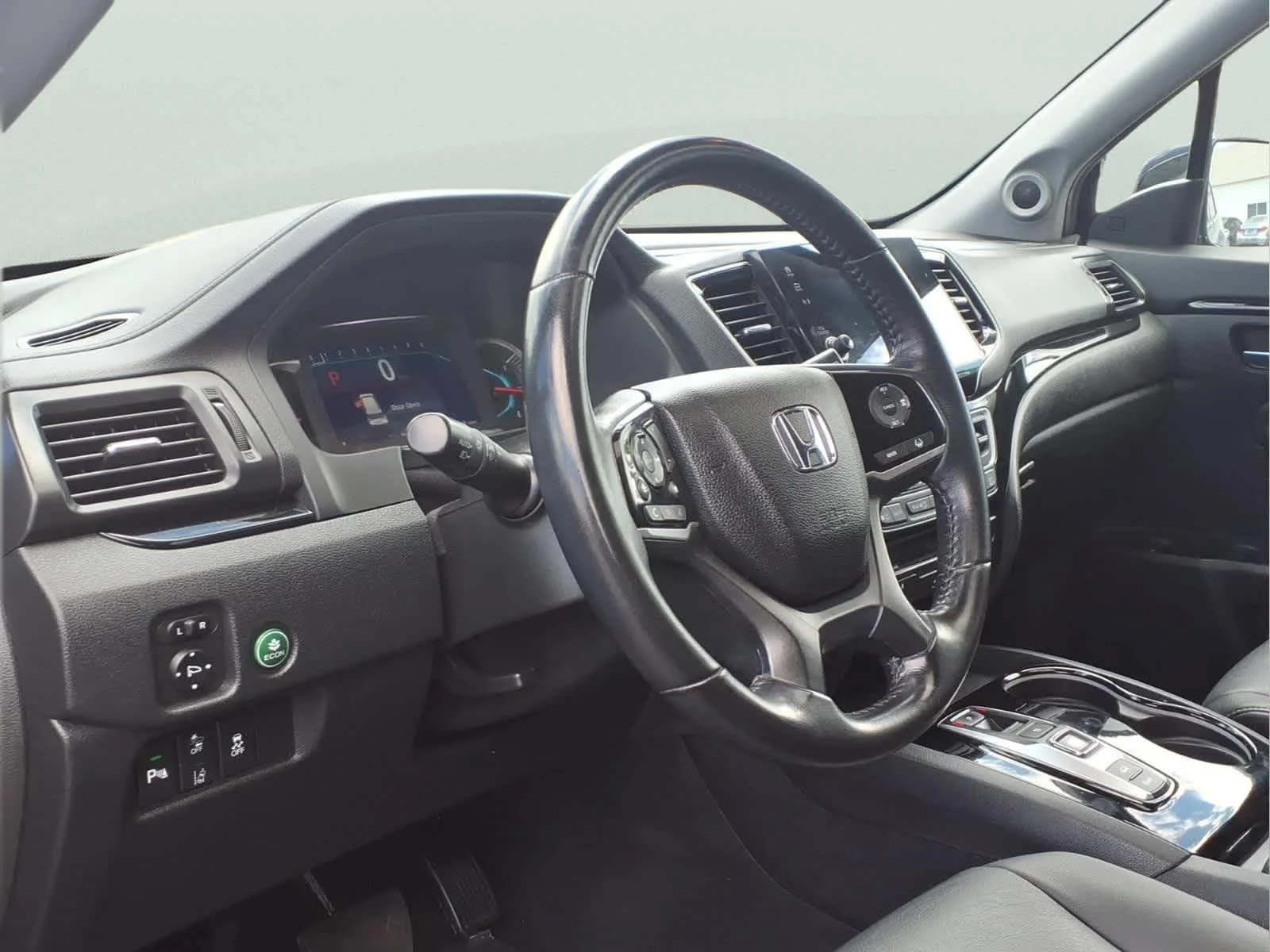 Used 2022 Modern Steel Metallic Honda Touring 8-Passenger image 14