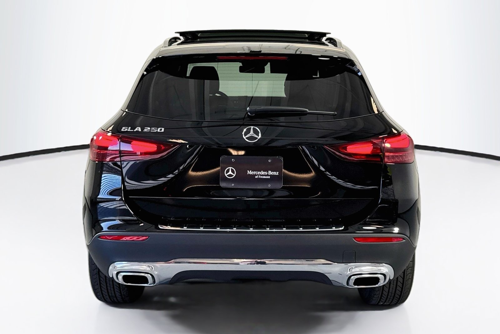 New 2026 Night Black Mercedes-Benz GLA 250 image 6