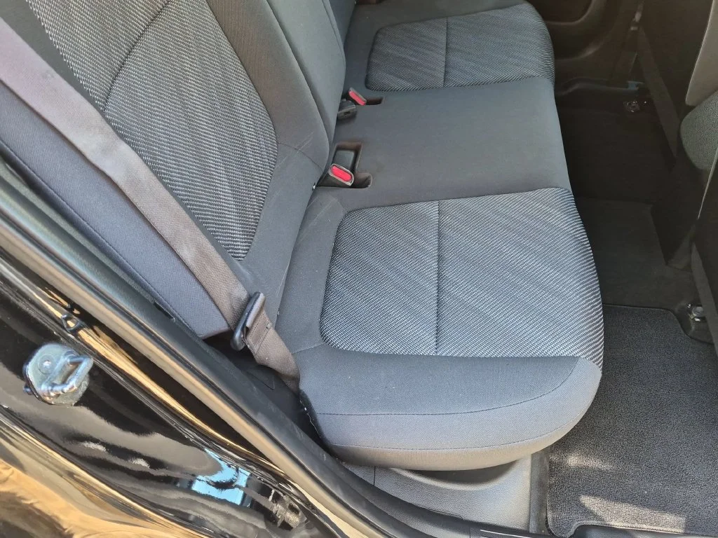 Used 2023 Black Kia LX image 21