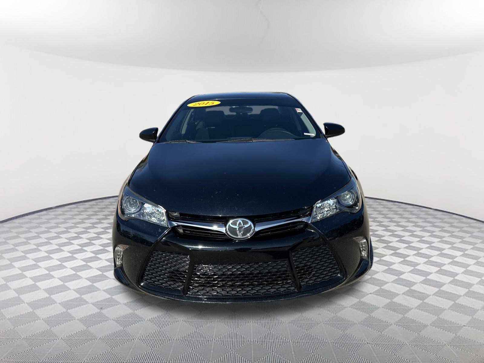 Used 2015 Toyota Camry XSE with VIN 4T1BF1FK2FU115248 for sale in LaGrange, GA