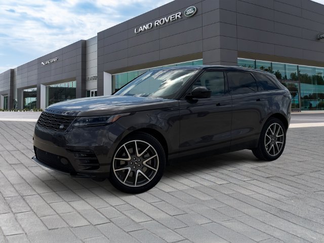 2026 Land Rover Range Rover Velar Dynamic SE
