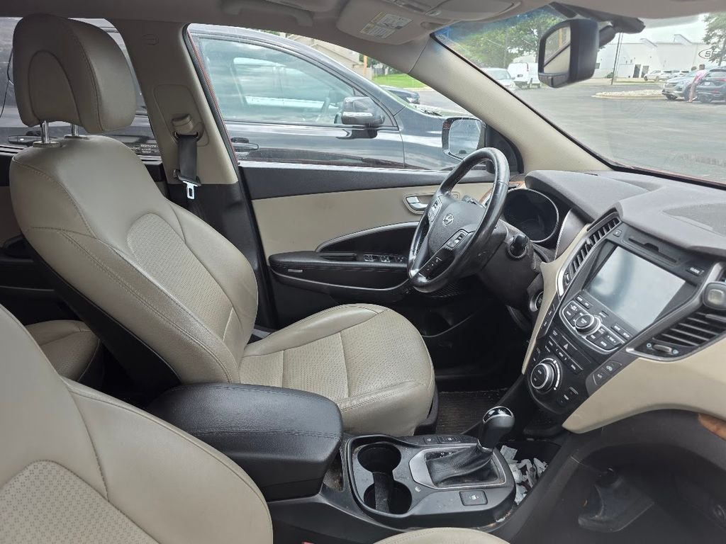 Used 2015 Canyon Copper Hyundai Base image 5