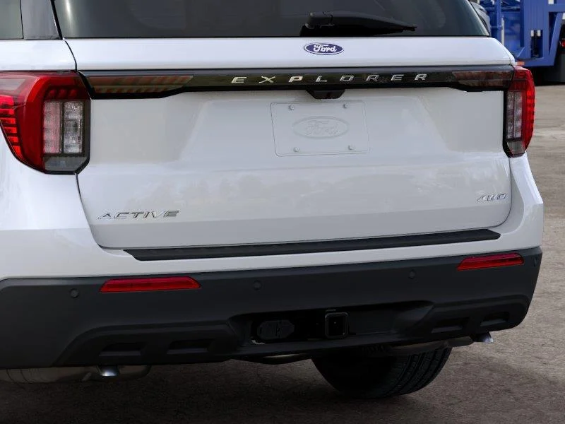 New 2027 Star White Metallic Tri-Coat FORD Active image 23