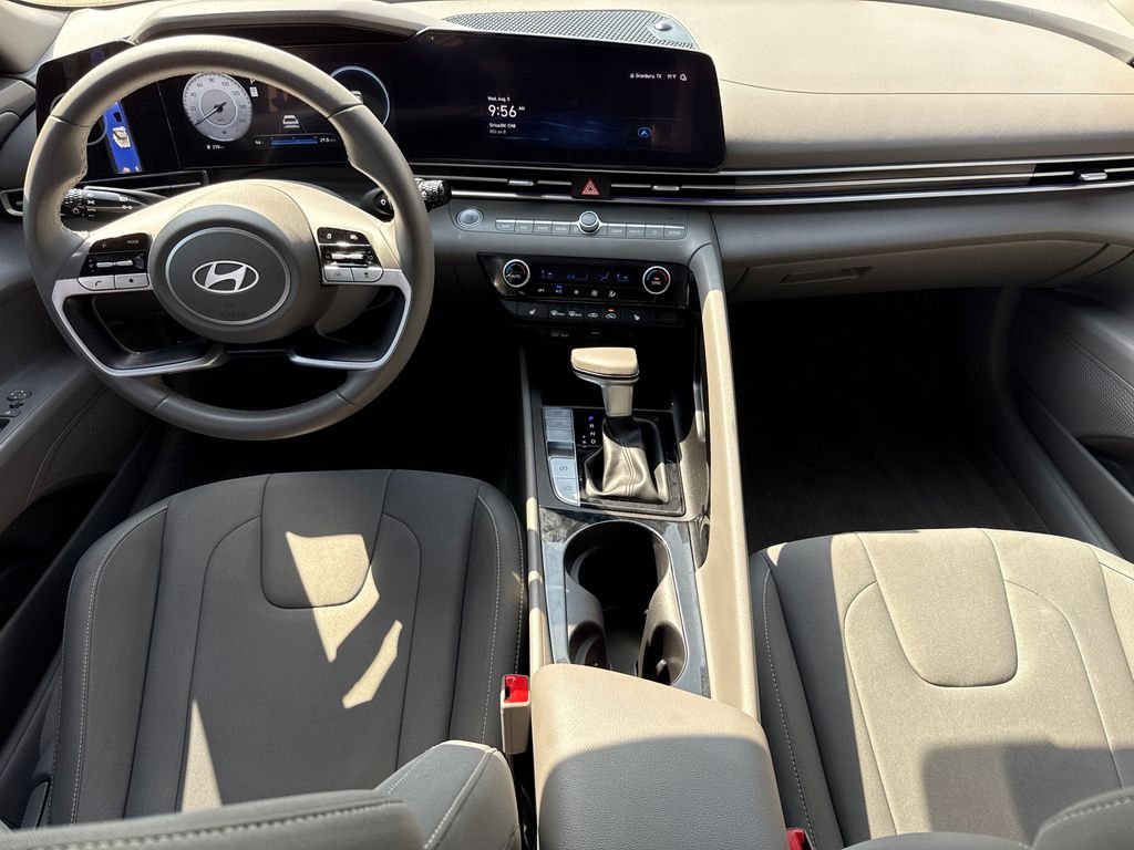 Used 2024 Blue Hyundai SEL image 10