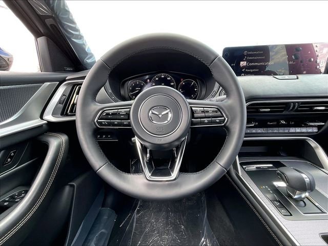 2026 Mazda CX-90 — photo 17