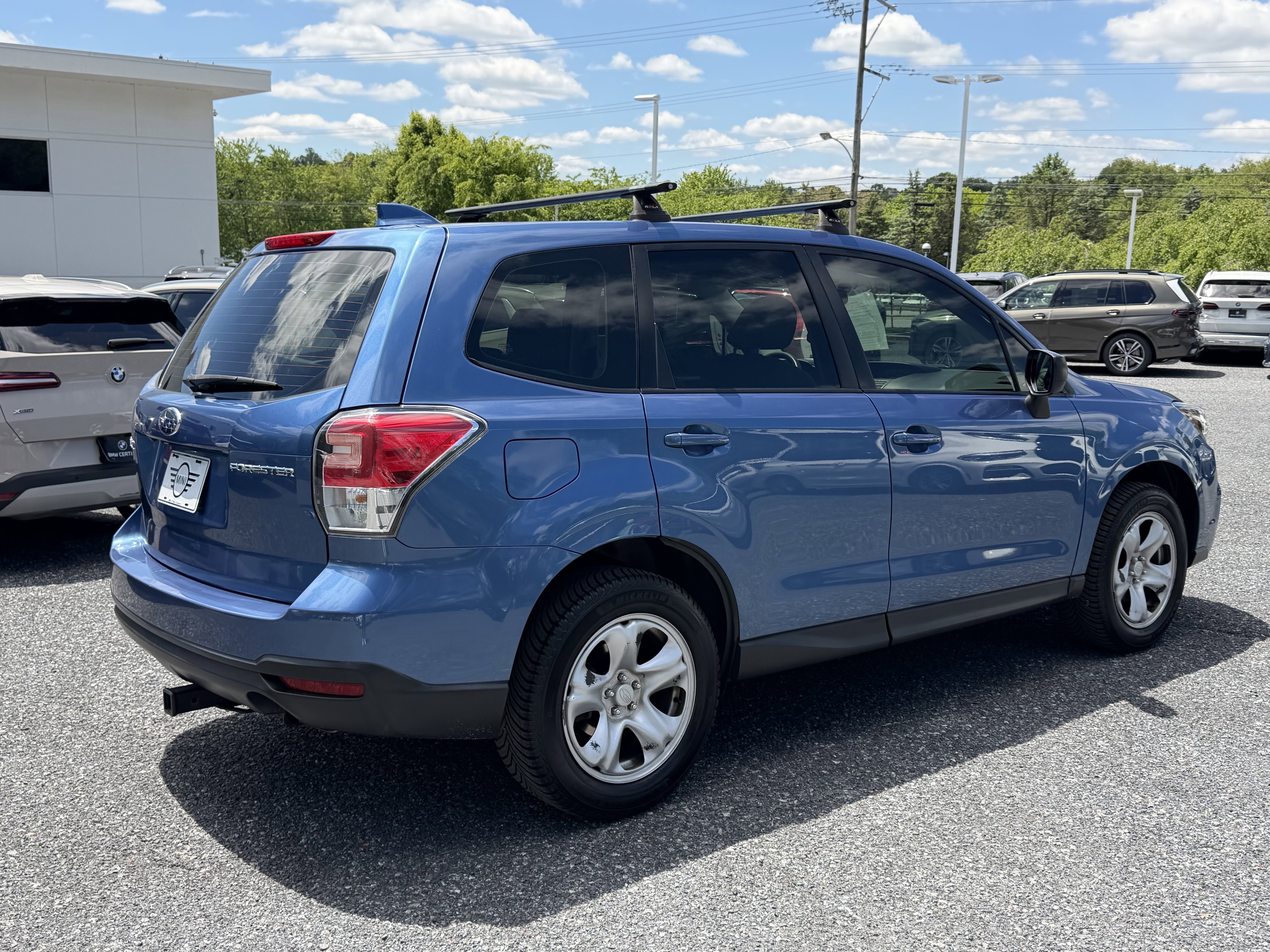Used 2017 QUARTZ BLUE PEARL Subaru 2.5i image 4