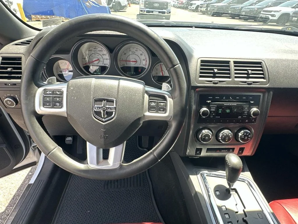 Used 2013 White Dodge R/T image 17