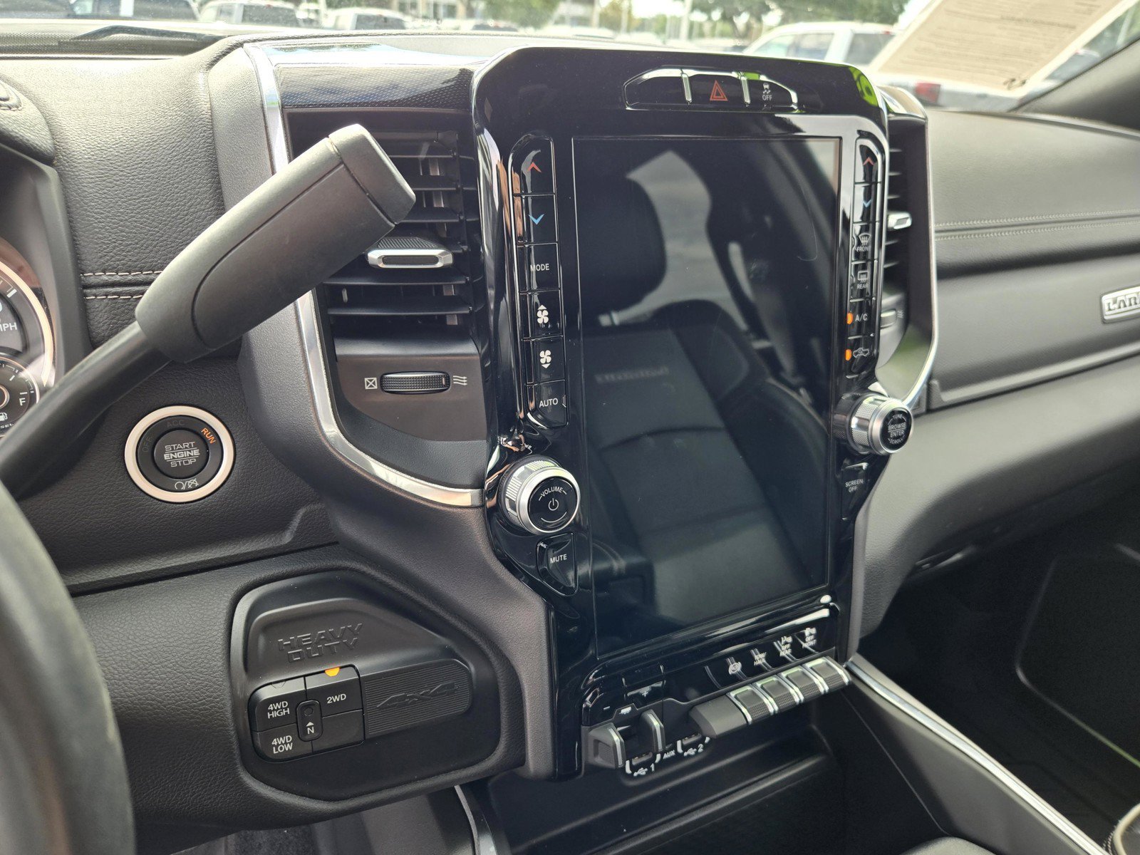 Used 2023 Diamond Black Crystal Pearlcoat Ram Laramie image 21