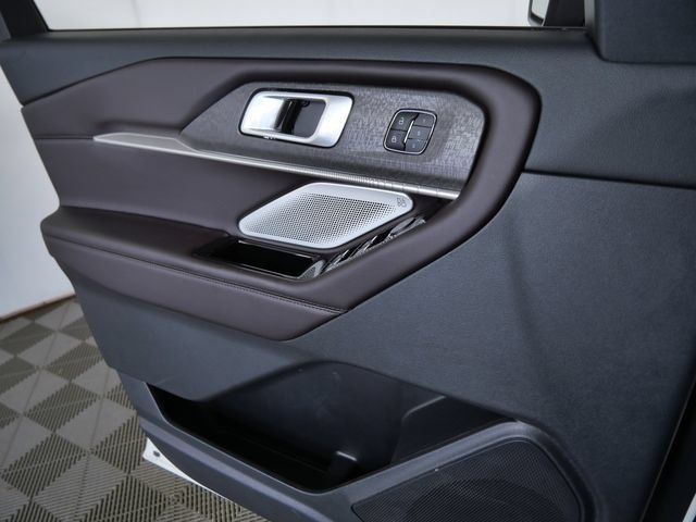 Certified Used 2025 White Ford Platinum image 28