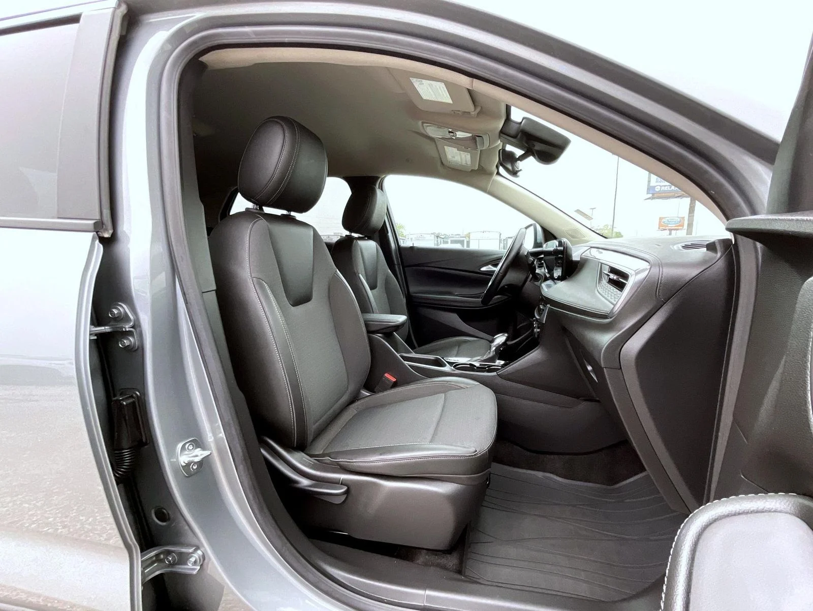 Used 2024 Gray Buick Preferred image 15