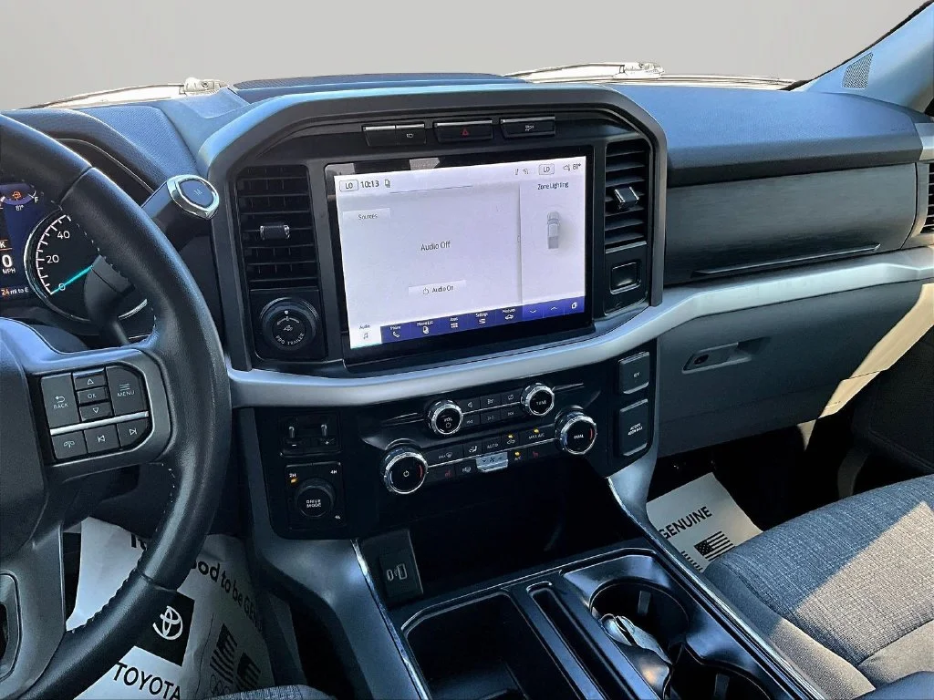 Used 2022 Silver Ford XLT image 11