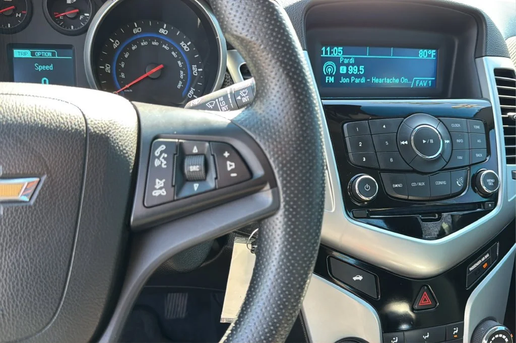 Used 2016 BLACK GRANITE METALLIC Chevrolet LT image 23