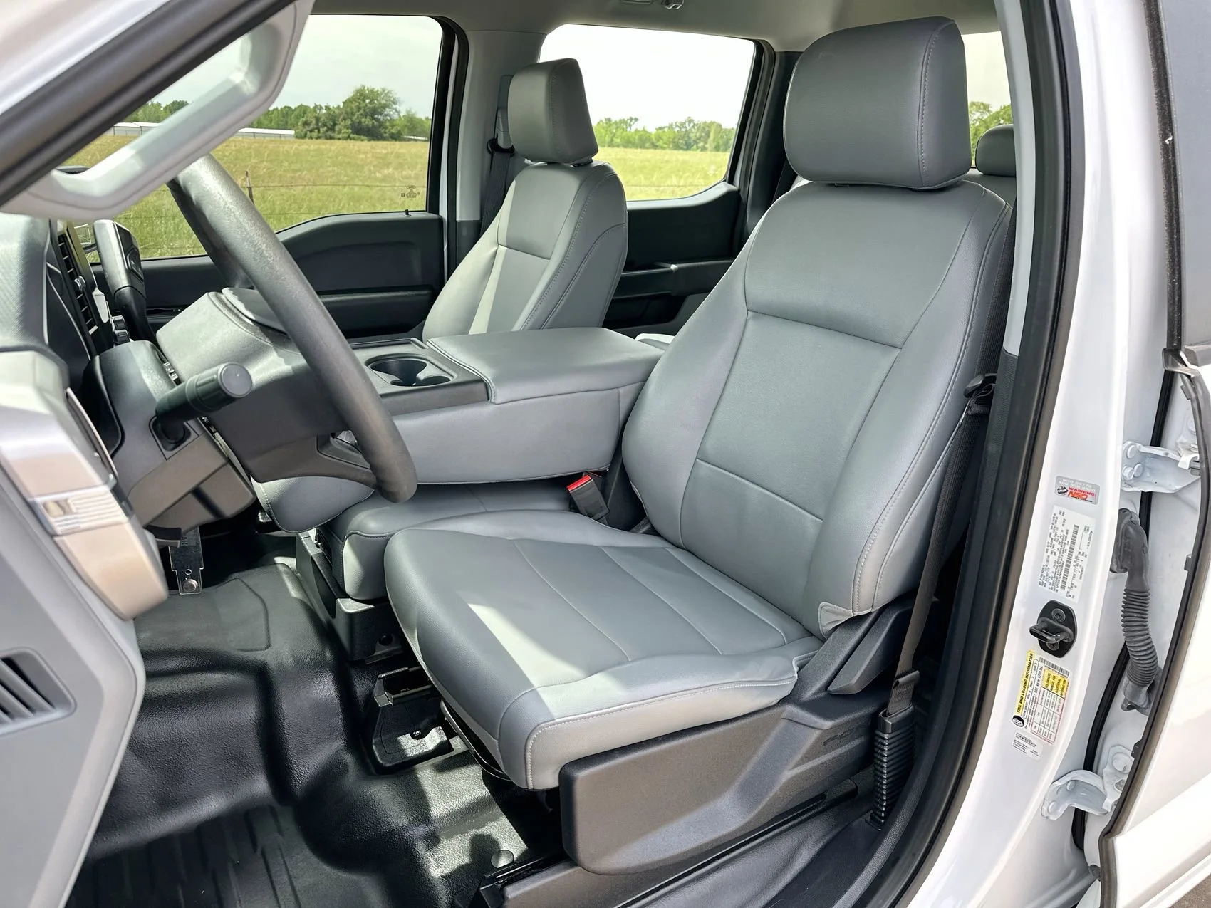 Used 2023 Oxford White Ford XL image 11
