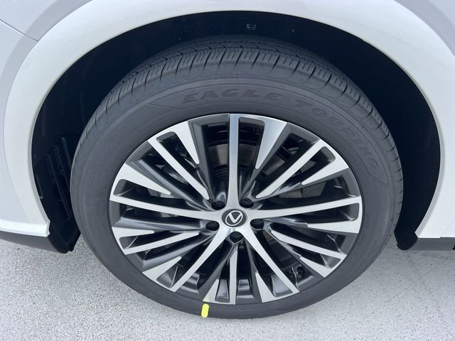 Used 2024 White Lexus 350h Premium Plus image 10