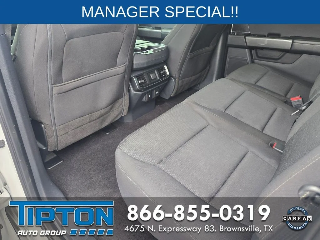 Used 2022 White Ford XLT image 8