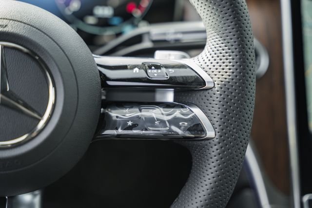 New 2027 Black Mercedes-Benz GLC 300 Coupe image 28