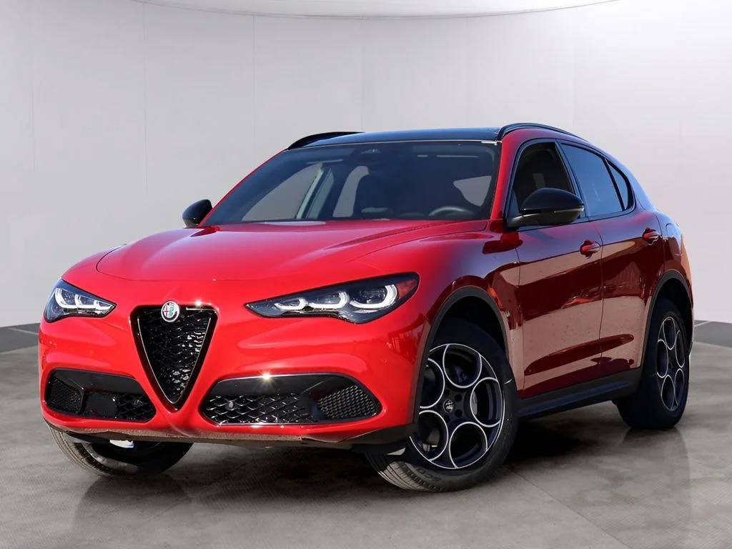 2025 Alfa Romeo Stelvio Stelvio AWD's photo