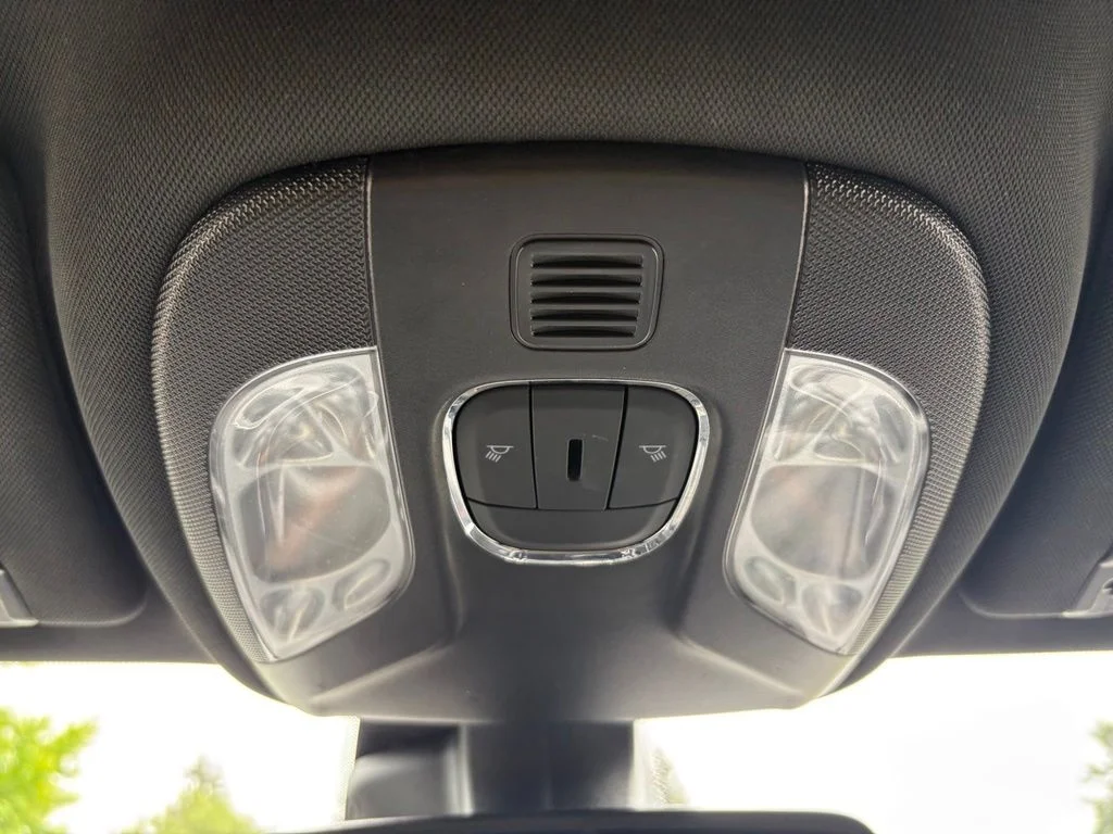 Used 2024 White Jeep Trailhawk image 21