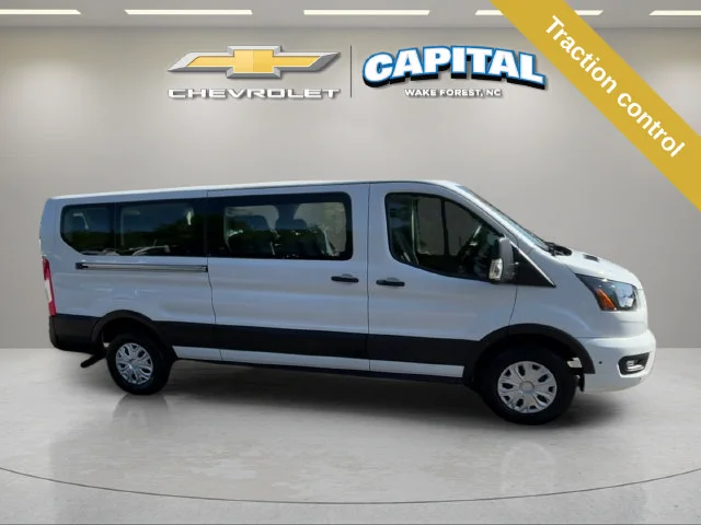 Used 2025  Ford XL image 8