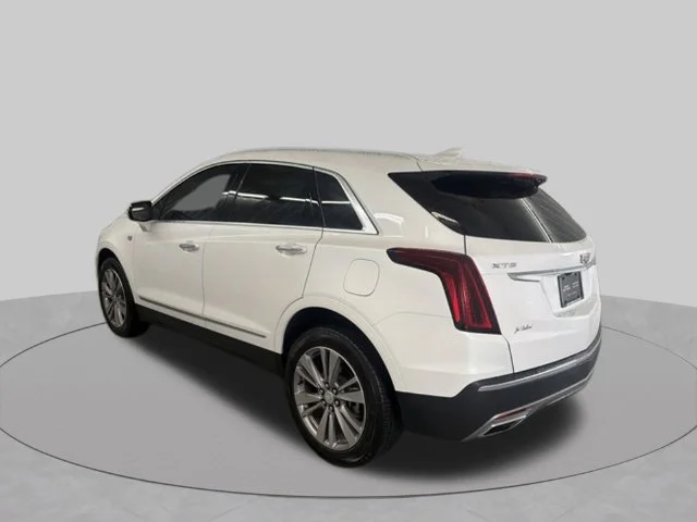 Used 2025 Crystal White Tricoat Cadillac Premium Luxury image 8