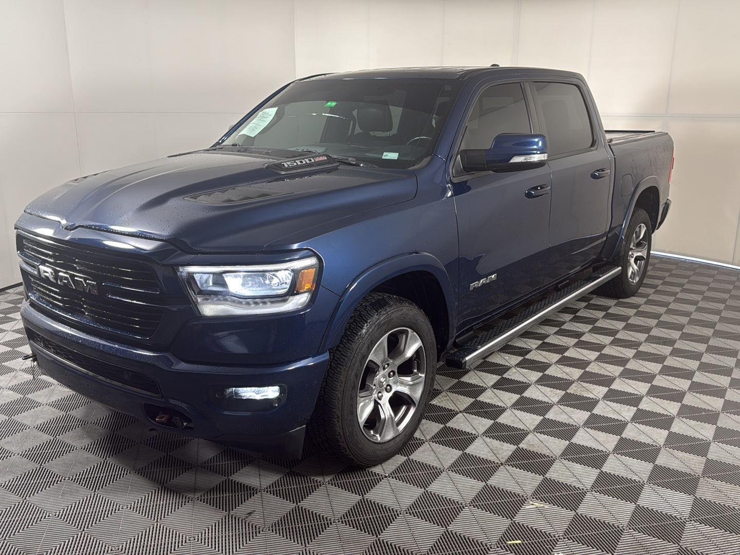 Used 2020 Patriot Blue Pearlcoat Ram Laramie image 2