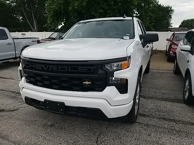 Used 2026 White Chevrolet Custom image 13