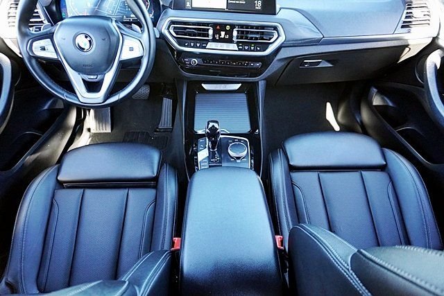 Used 2023 White BMW xDrive30i image 23