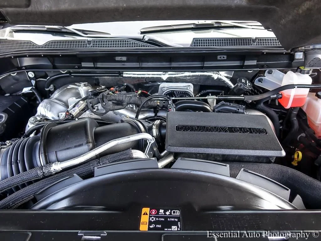 Used 2025 Titanium Rush Metallic GMC Denali image 33