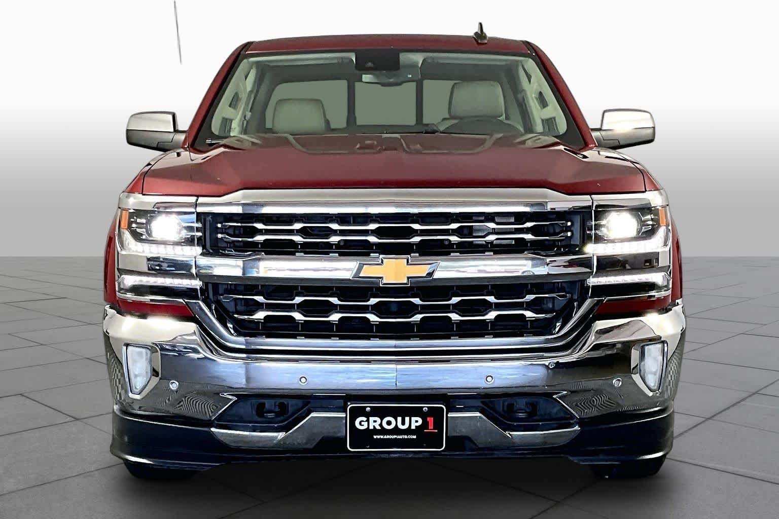 Used 2018 Cajun Red Tintcoat Chevrolet LTZ image 4