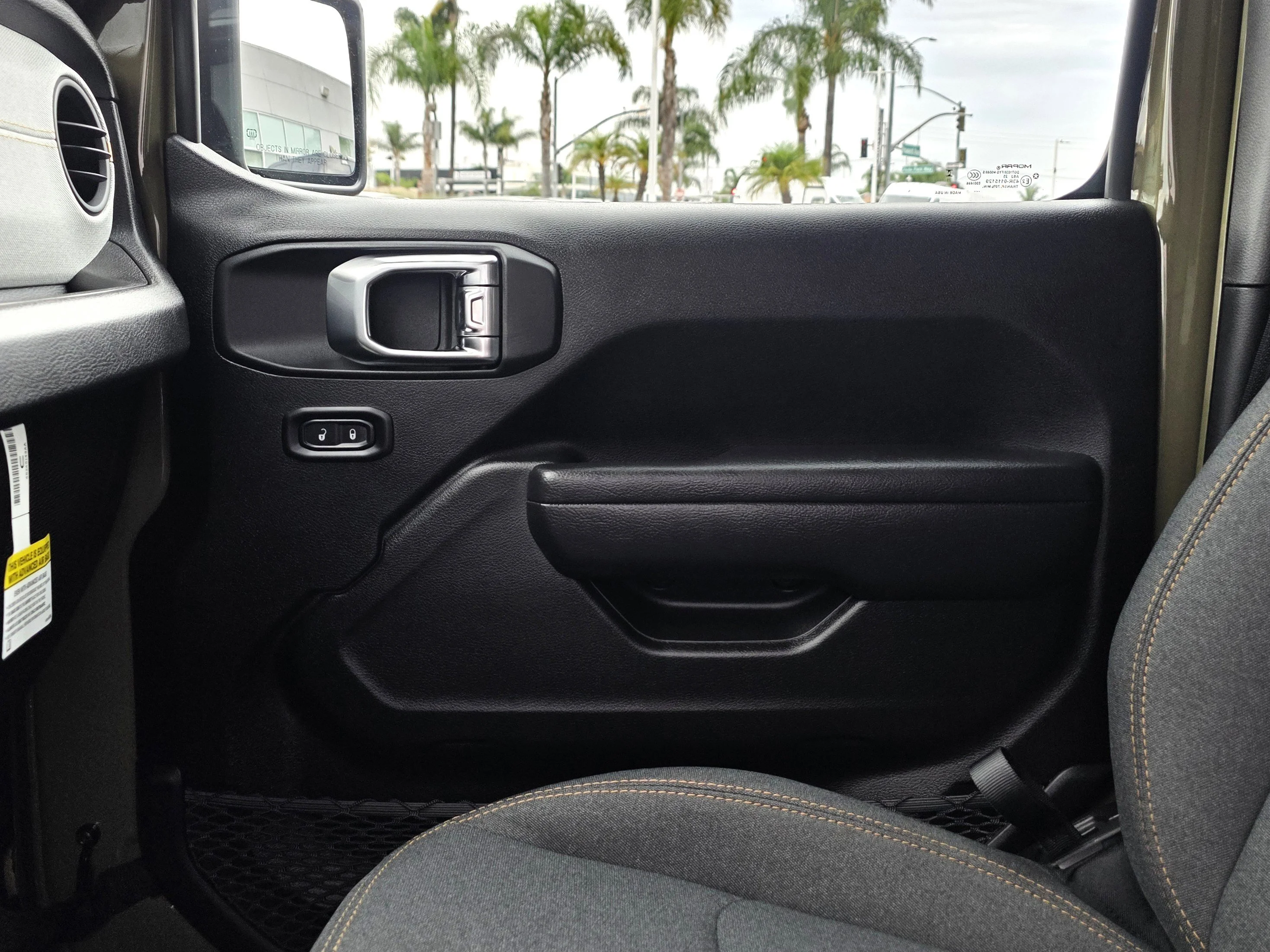 New 2025 41 Jeep Sport S 4xe image 14