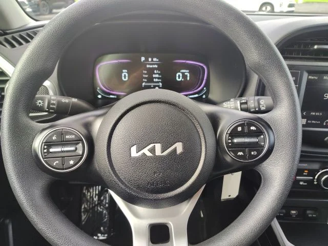 Used 2025 White Kia LX image 13