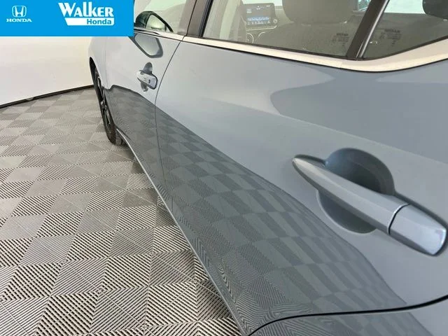 Used 2025 Gray Metallic Nissan SV image 11