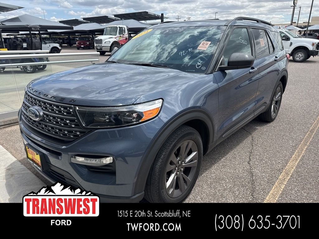 2021 Ford Explorer XLT 4WD's photo