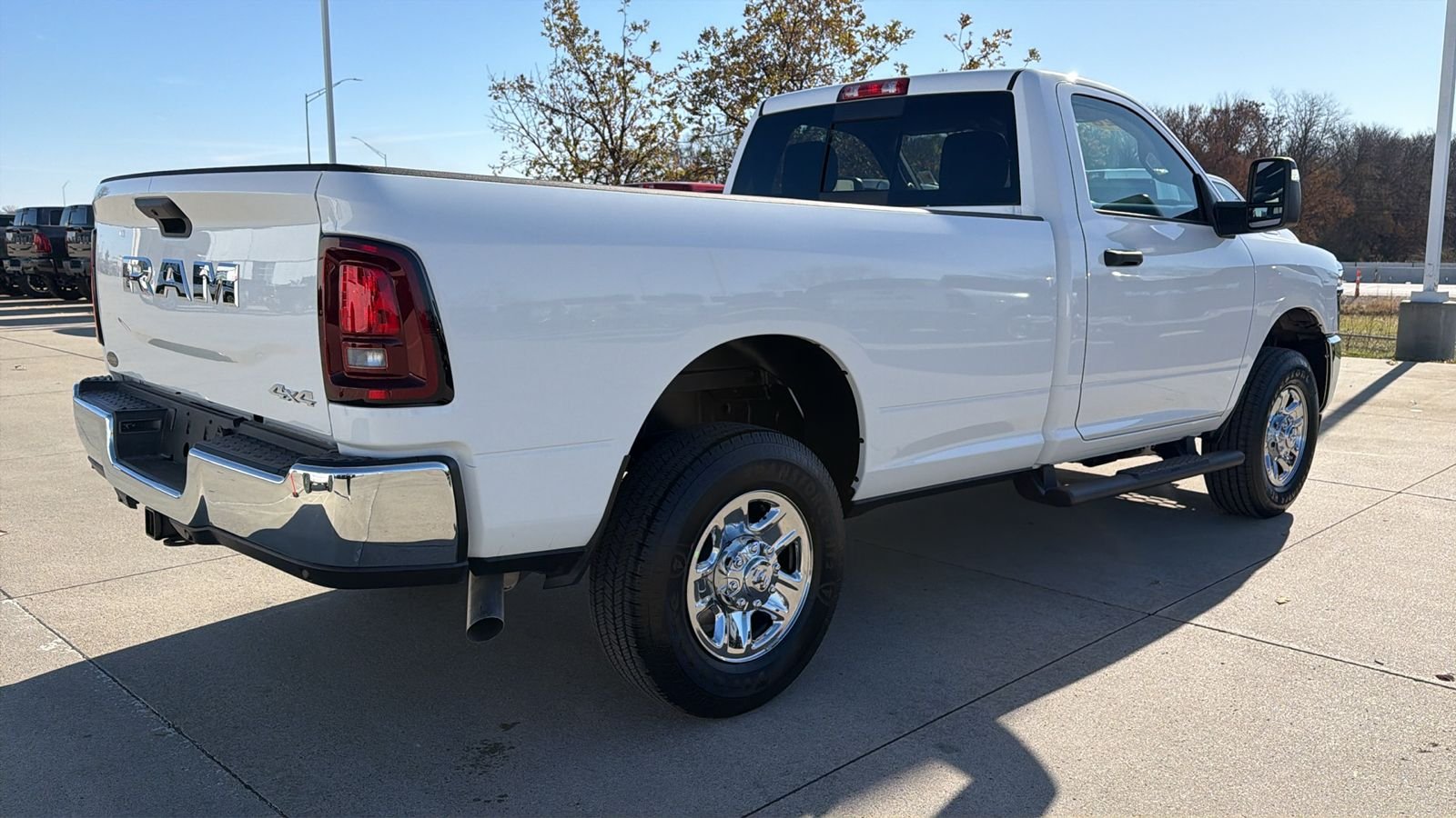New 2026 Bright White Clear-Coat Exterior Paint RAM Tradesman image 3