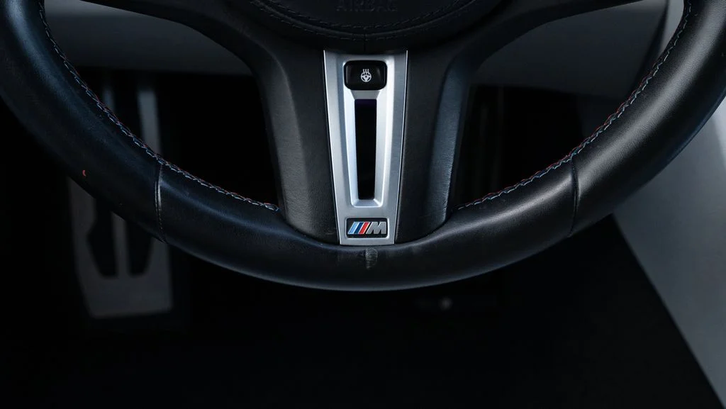 Used 2023 White BMW Competition image 23