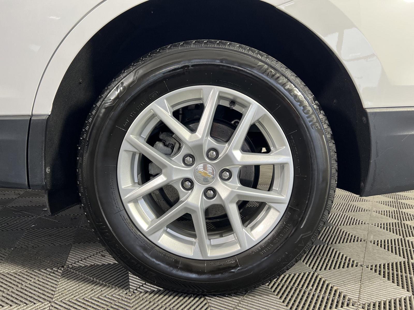 Used 2024 Summit White Chevrolet LS image 30